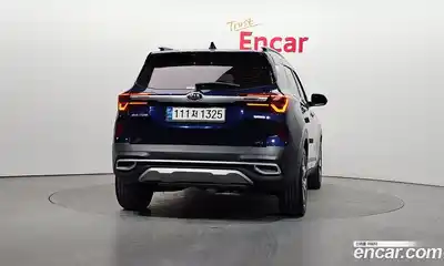 Kia Seltos 2021 1.6 Автомат в Москве № 132376, миниатюра 12