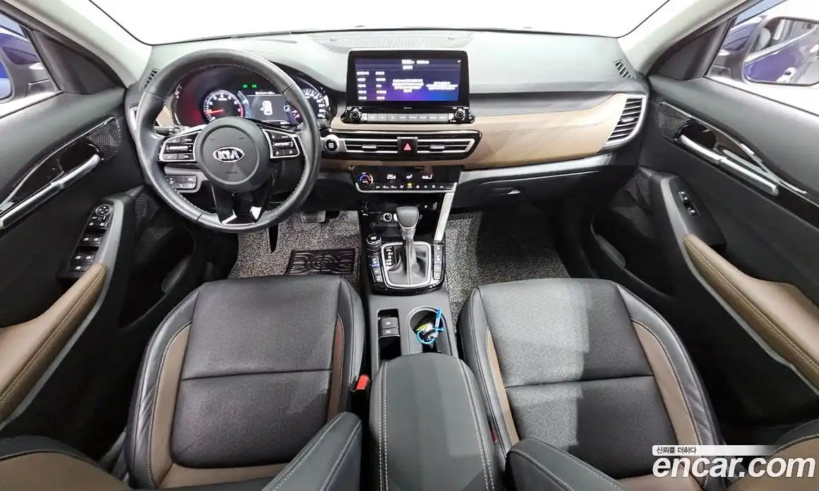 Kia Seltos 2021 1.6 Автомат в Москве № 132376, фото 18