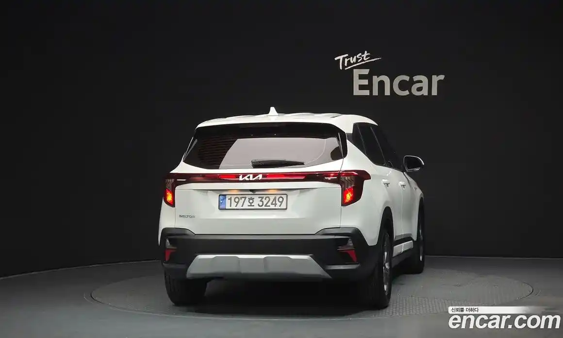 Kia Seltos 2023 1.6 Автомат в Москве № 132681, фото 13