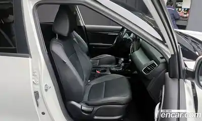 Kia Seltos 2023 1.6 Автомат в Москве № 132681, миниатюра 2