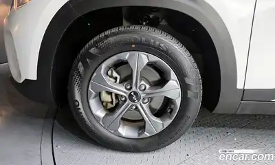 Kia Seltos 2023 1.6 Автомат в Москве № 132681, миниатюра 3