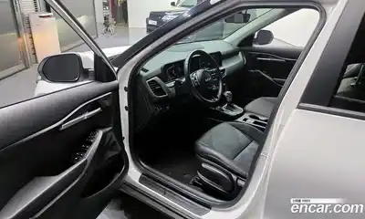 Kia Seltos 2023 1.6 Автомат в Москве № 132681, миниатюра 5