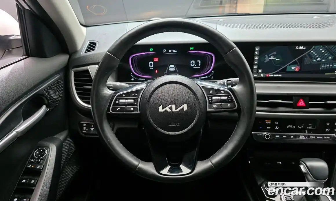 Kia Seltos 2023 1.6 Автомат в Москве № 132681, фото 8