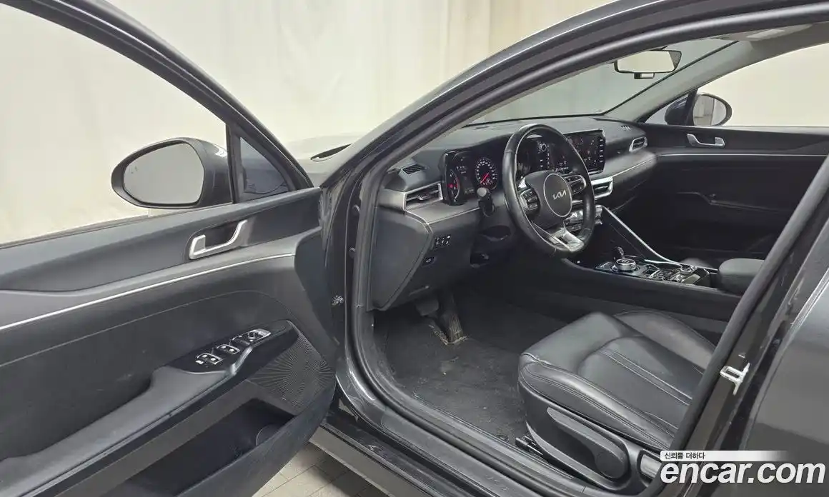 Kia K5 2022 2.0 Автомат в Москве № 132719, фото 13