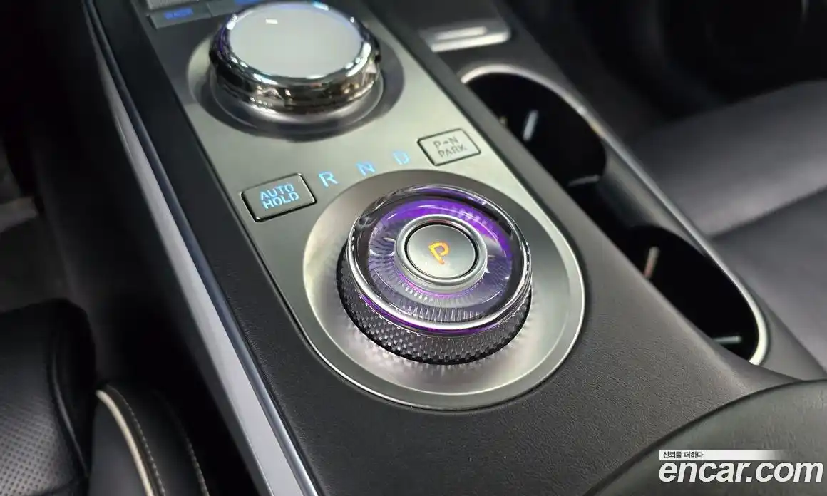 Genesis GV70 2022 0.1 Автомат в Москве № 13278, фото 9