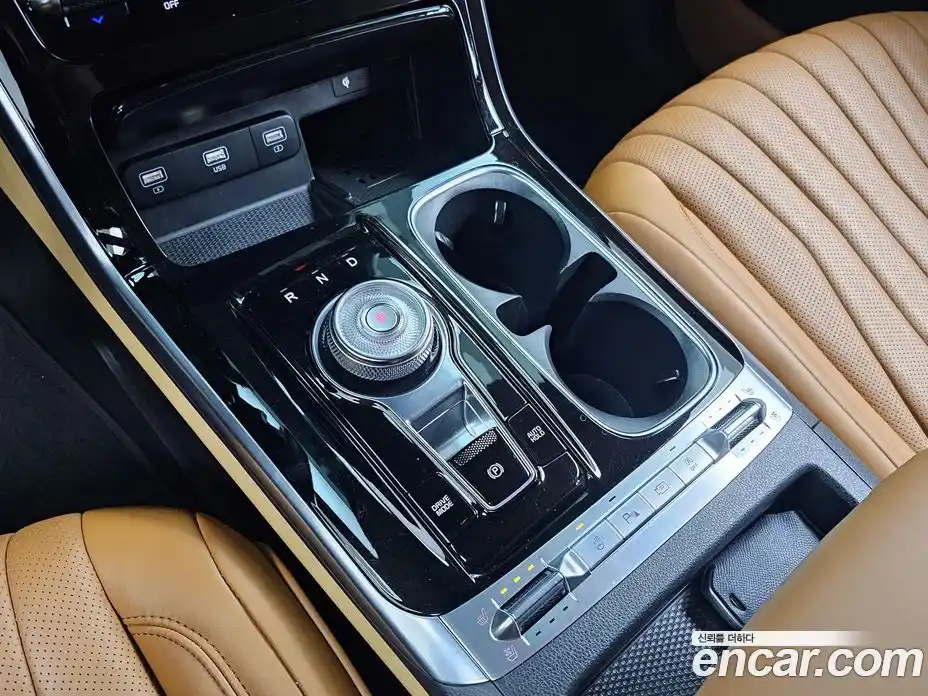 Kia Canival 2021 2.2 Автомат в Москве № 133071, фото 9