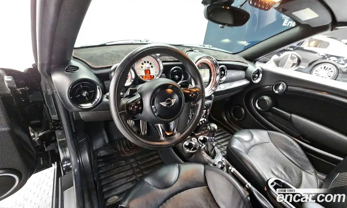 Mini Roadster 2013 1.6 Автомат в Москве № 134764, фото 1