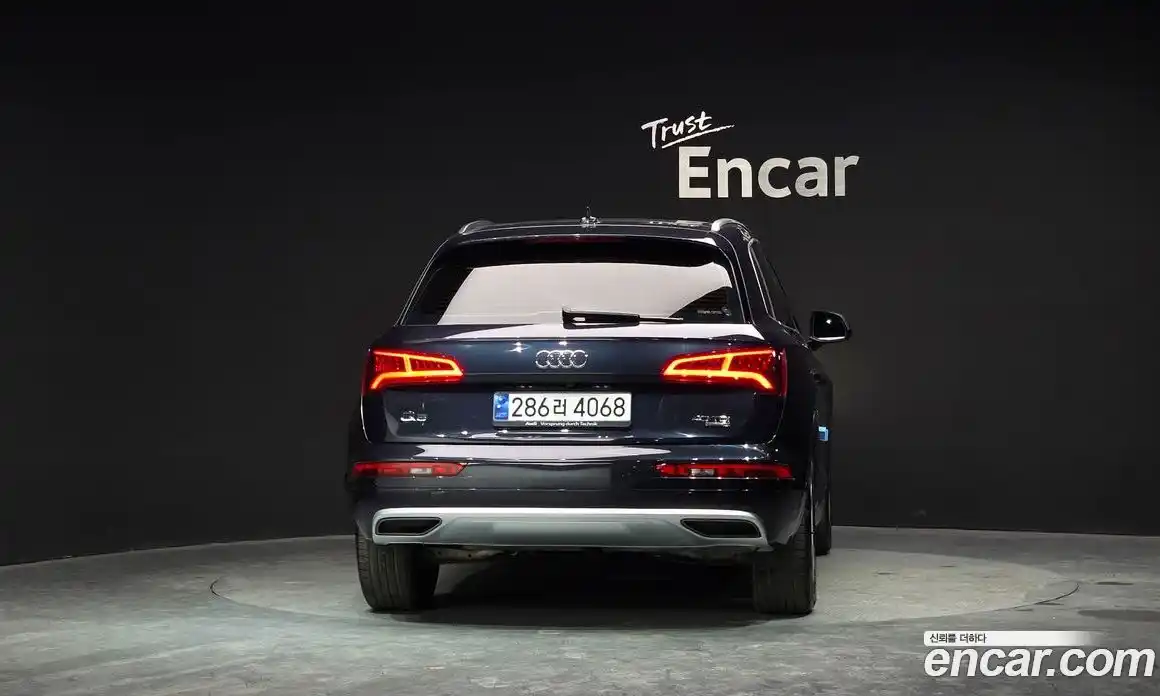 Audi Q5 2020 2.0 Автомат в Москве № 134780, фото 13