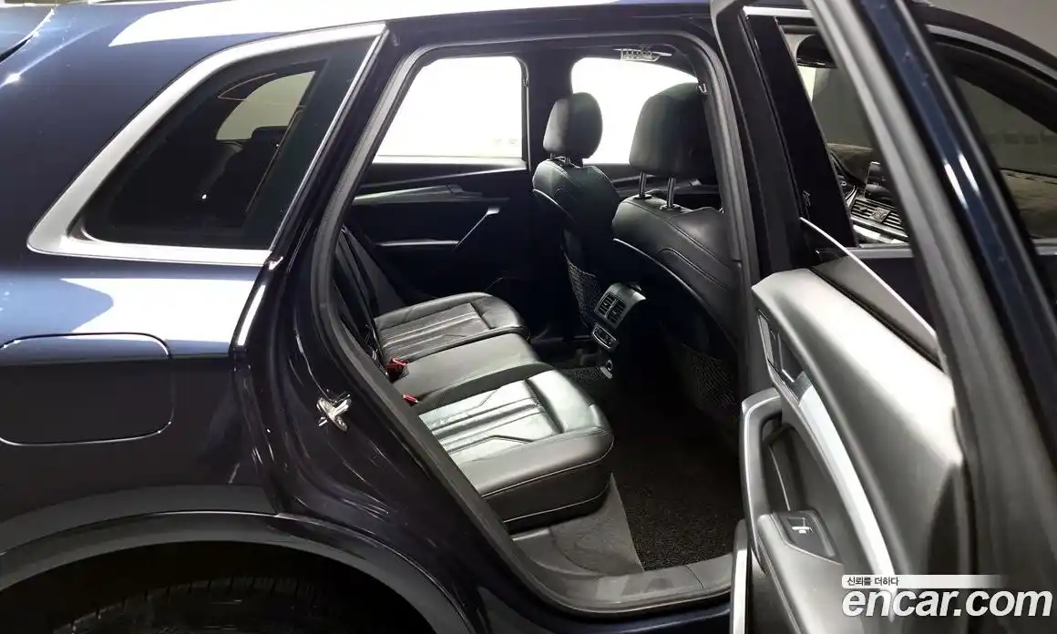 Audi Q5 2020 2.0 Автомат в Москве № 134780, фото 5