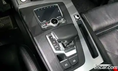 Audi Q5 2020 2.0 Автомат в Москве № 134780, миниатюра 8