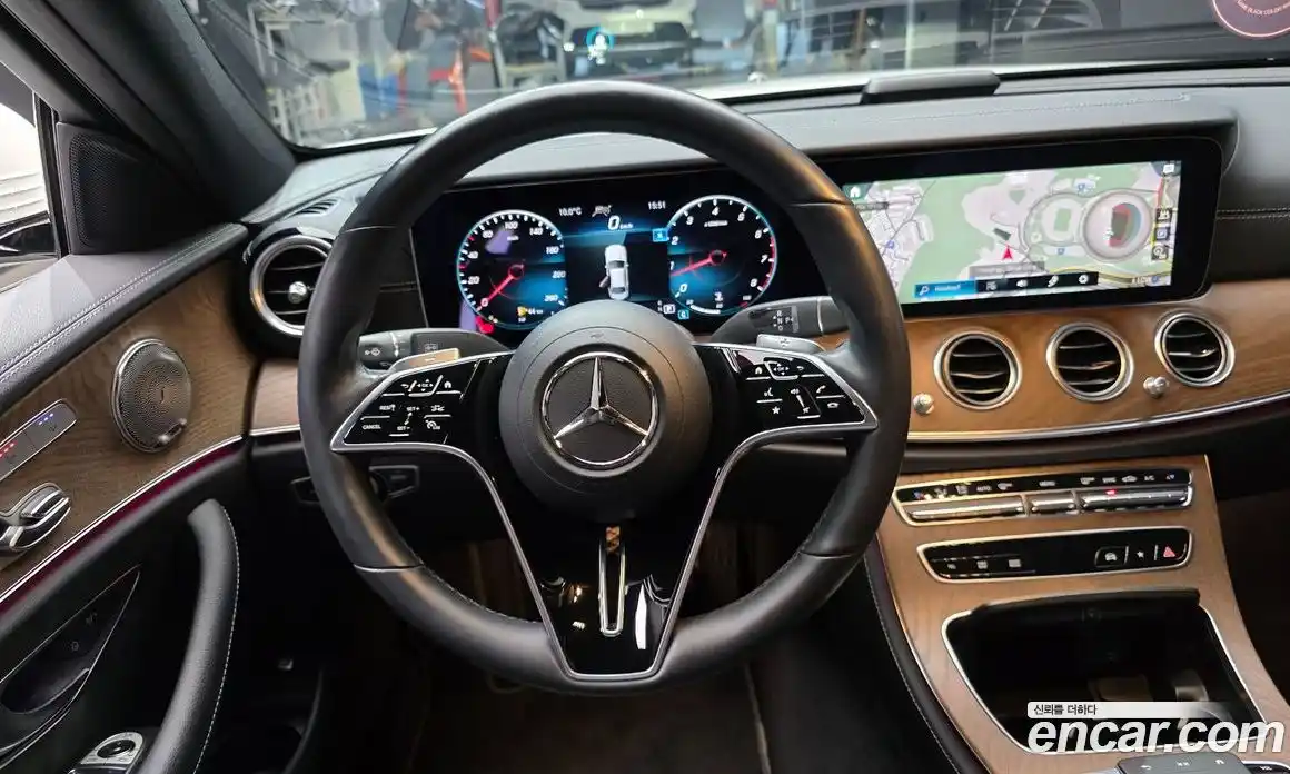 Mercedes-Benz E-Class 2022 2.0 Автомат в Москве № 140215, фото 13