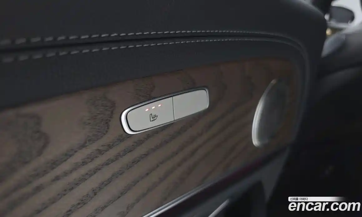 Mercedes-Benz E-Class 2022 2.0 Автомат в Москве № 140215, фото 17