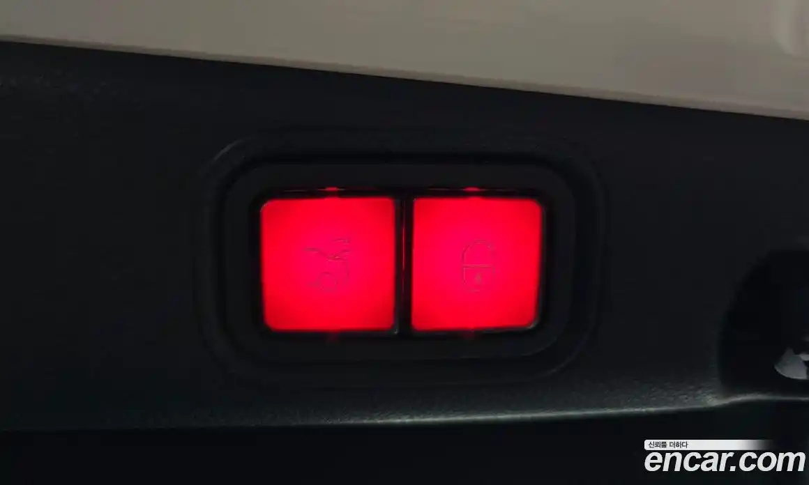 Mercedes-Benz E-Class 2022 2.0 Автомат в Москве № 140215, фото 20