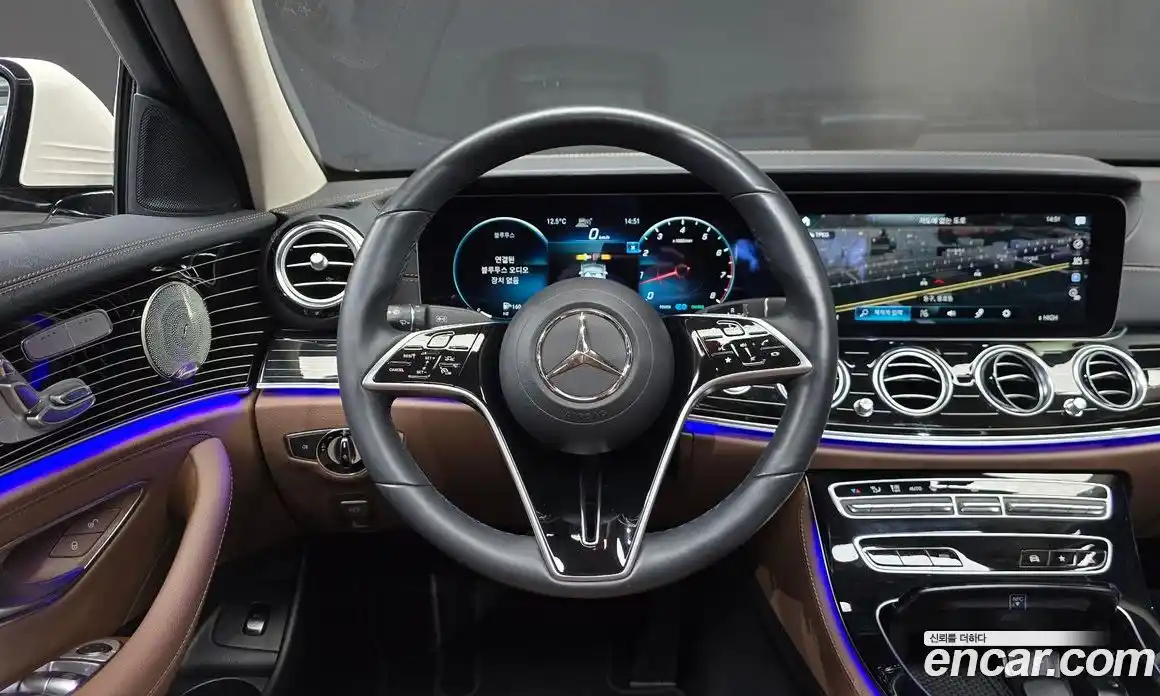 Mercedes-Benz E-Class 2023 3.0 Автомат в Москве № 141438, фото 13