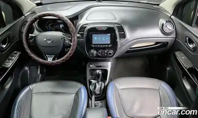 Renault QM3 2016 1.5 Автомат в Москве № 146317, миниатюра 6