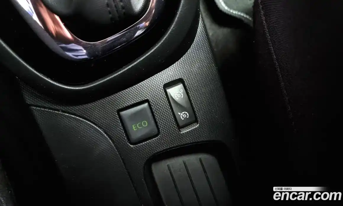 Renault QM3 2015 1.5 Автомат в Москве № 147533, фото 17