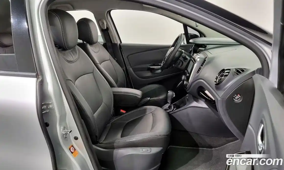 Renault QM3 2015 1.5 Автомат в Москве № 147533, фото 6