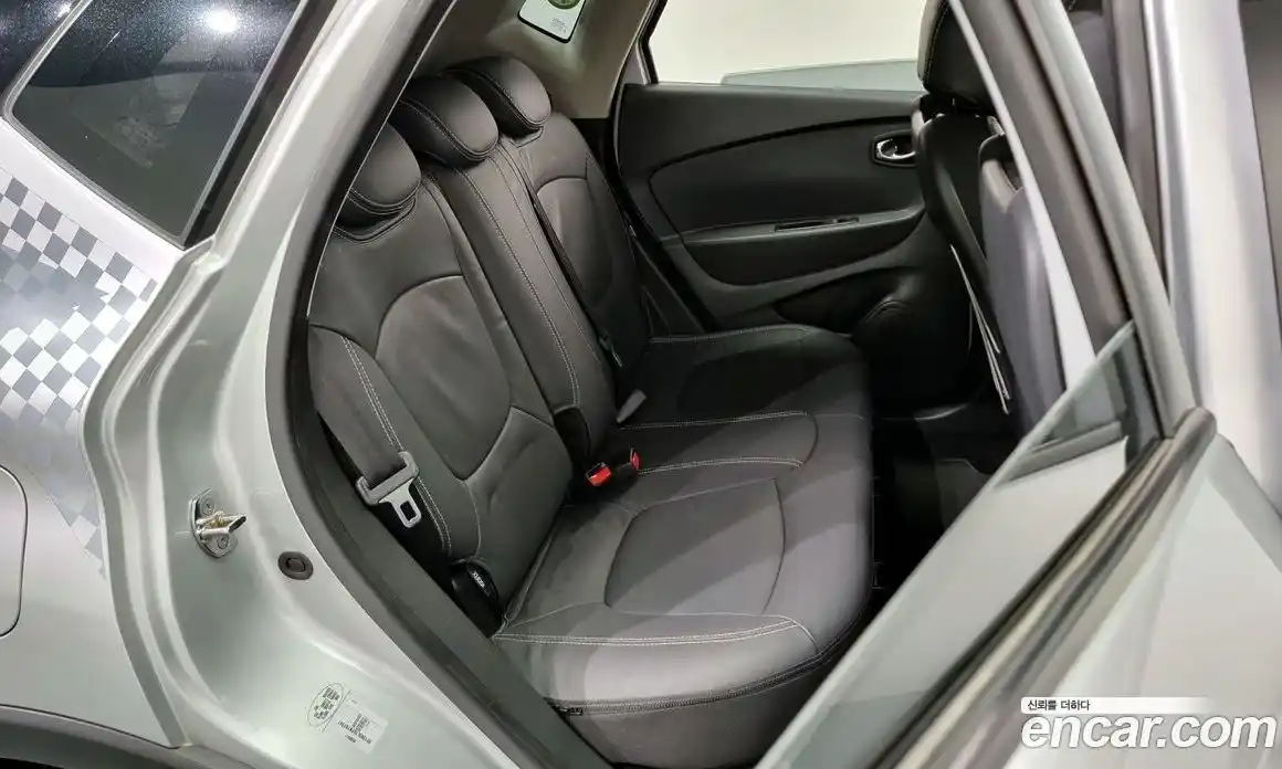 Renault QM3 2015 1.5 Автомат в Москве № 147533, фото 7