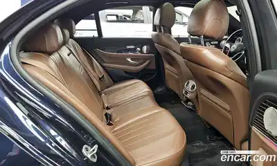 Mercedes-Benz E-Class 2023 3.0 Автомат в Москве № 149459, миниатюра 12