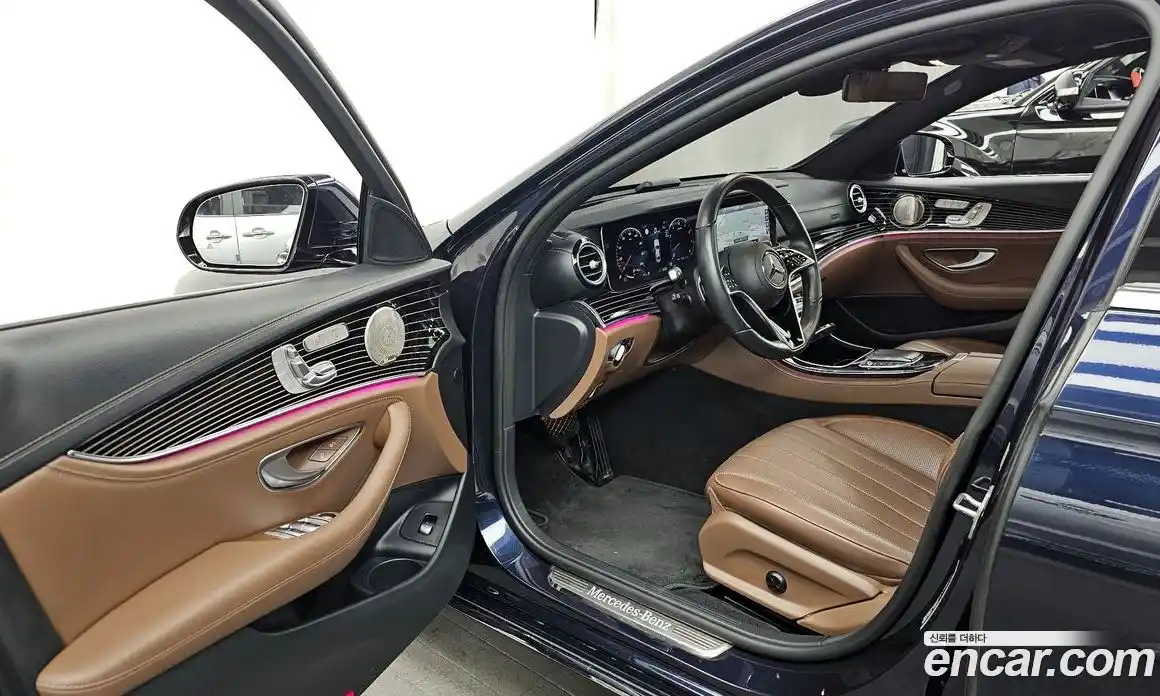 Mercedes-Benz E-Class 2023 3.0 Автомат в Москве № 149459, фото 10