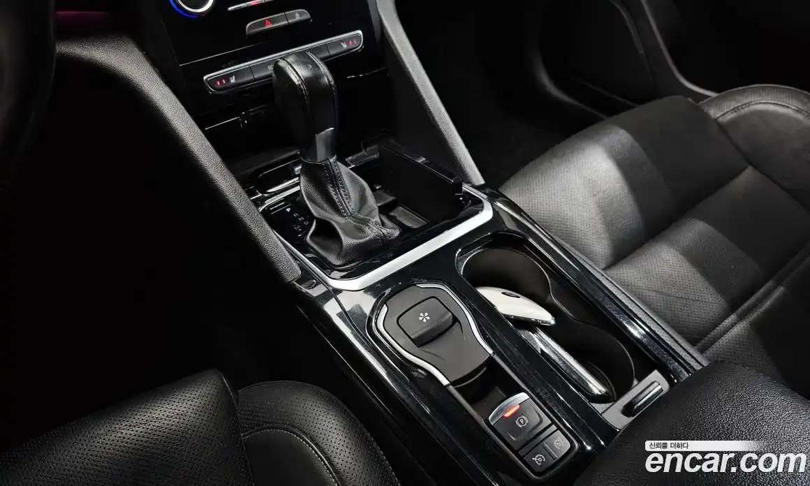 Renault SM6 2016 2.0 Автомат в Москве № 149919, фото 12