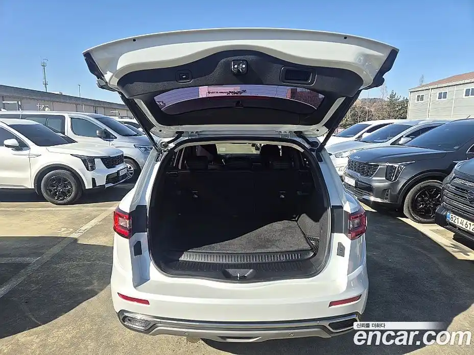 Renault QM6 2023 2.0 Автомат в Москве № 152515, фото 14