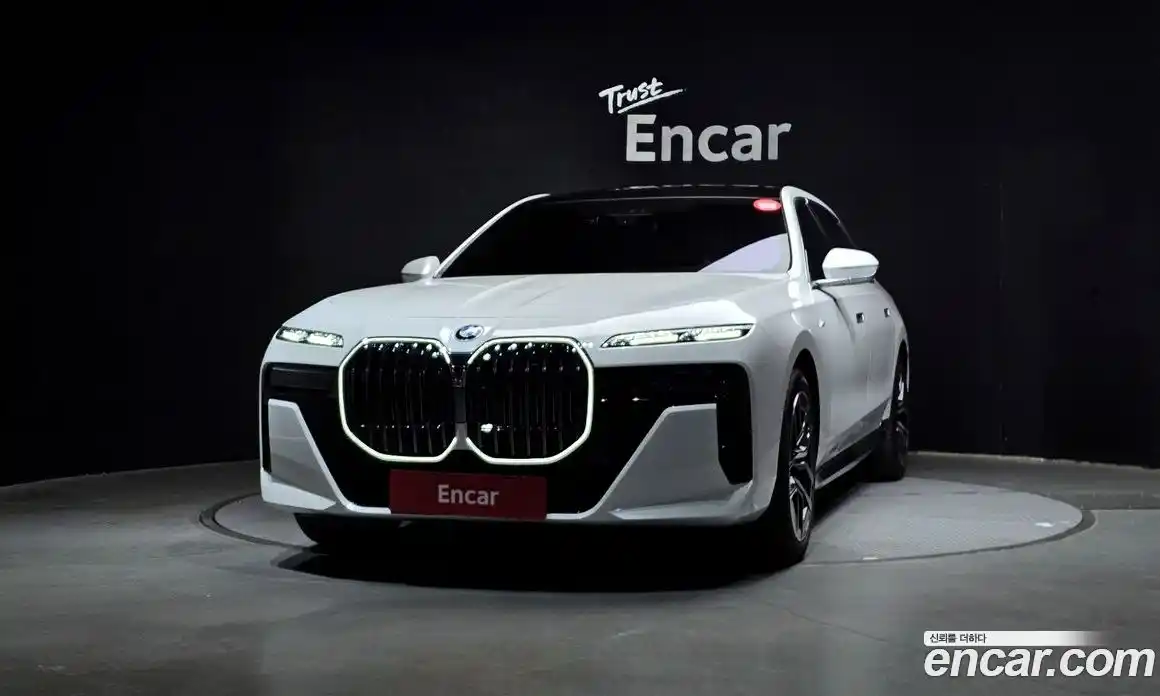 BMW 7-Series 2025 3.0 Автомат в Москве № 153311, фото 1