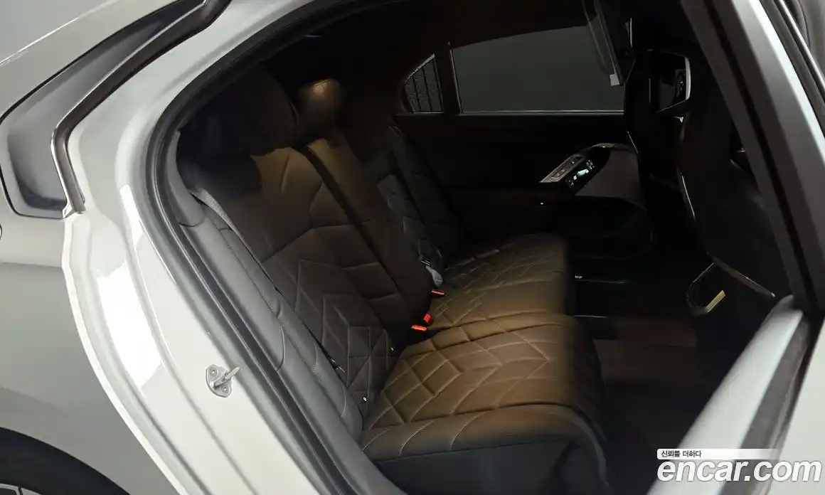 BMW 7-Series 2025 3.0 Автомат в Москве № 153311, фото 3