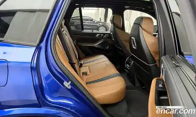 BMW X5M 2024 4.4 Автомат в Москве № 154129, миниатюра 7