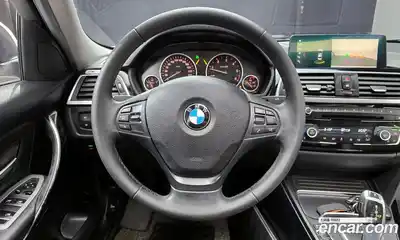 BMW 3-Series 2018 2.0 Автомат в Москве № 157658, миниатюра 12