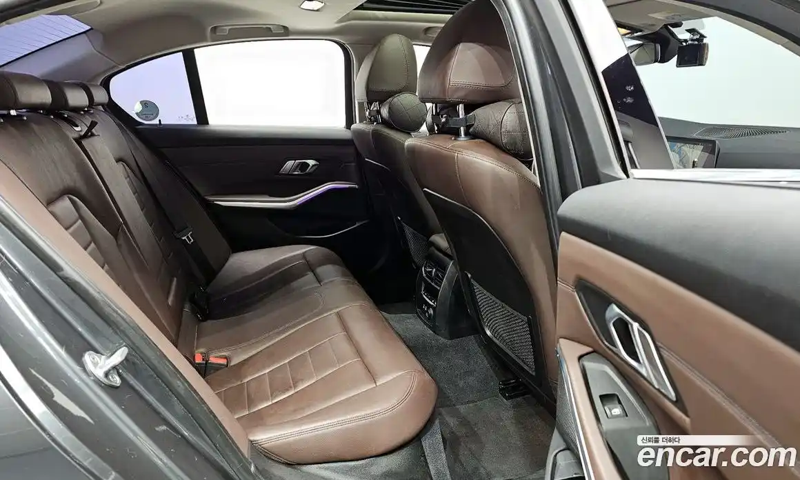 BMW 3-Series 2019 2.0 Автомат в Москве № 157989, фото 11