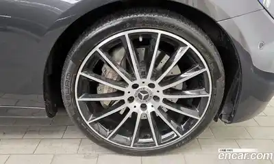 Mercedes-Benz E-Class 2023 2.0 Автомат в Москве № 161737, миниатюра 3