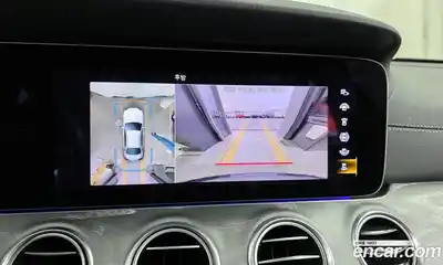 Mercedes-Benz E-Class 2023 2.0 Автомат в Москве № 161737, миниатюра 9