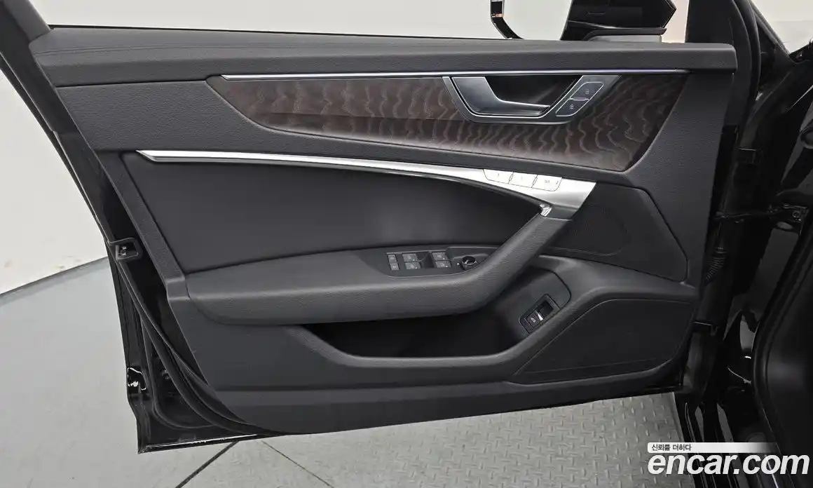 Audi A6 2023 2.0 Автомат в Москве № 162536, фото 13