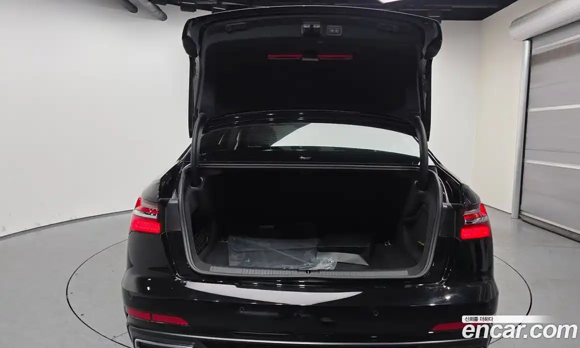 Audi A6 2023 2.0 Автомат в Москве № 162536, фото 14