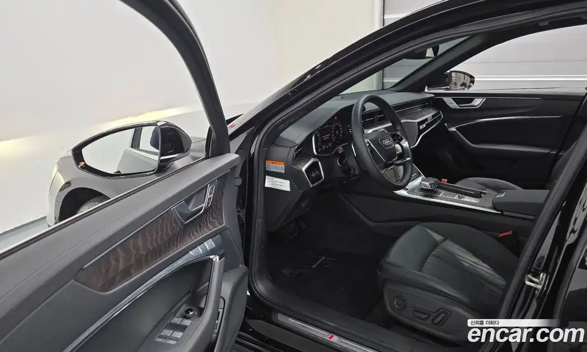 Audi A6 2023 2.0 Автомат в Москве № 162536, фото 4