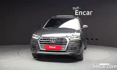 Audi Q5 2020 2.0 Автомат в Москве № 162568, миниатюра 3