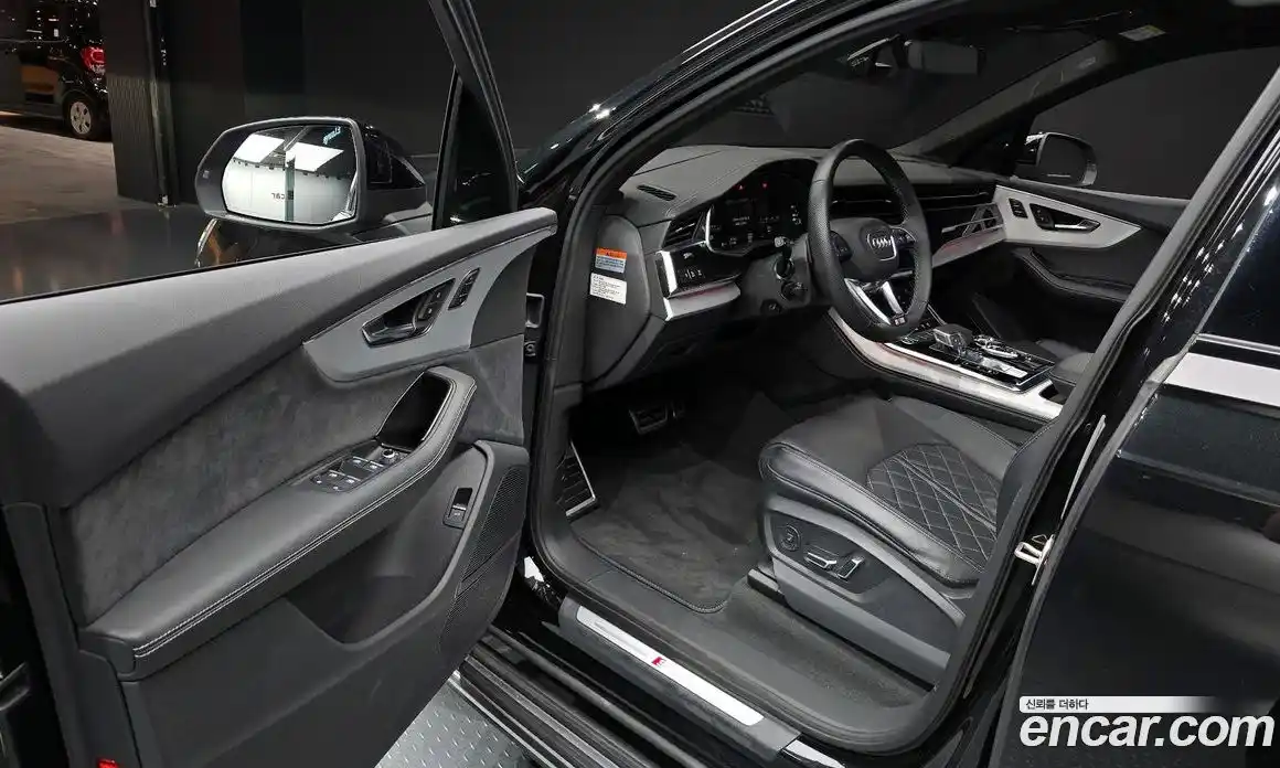 Audi Q7 2023 3.0 Автомат в Москве № 162641, фото 13