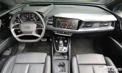 Audi Q4 e-tron 2022 0.2 Автомат в Москве № 162837, миниатюра 7