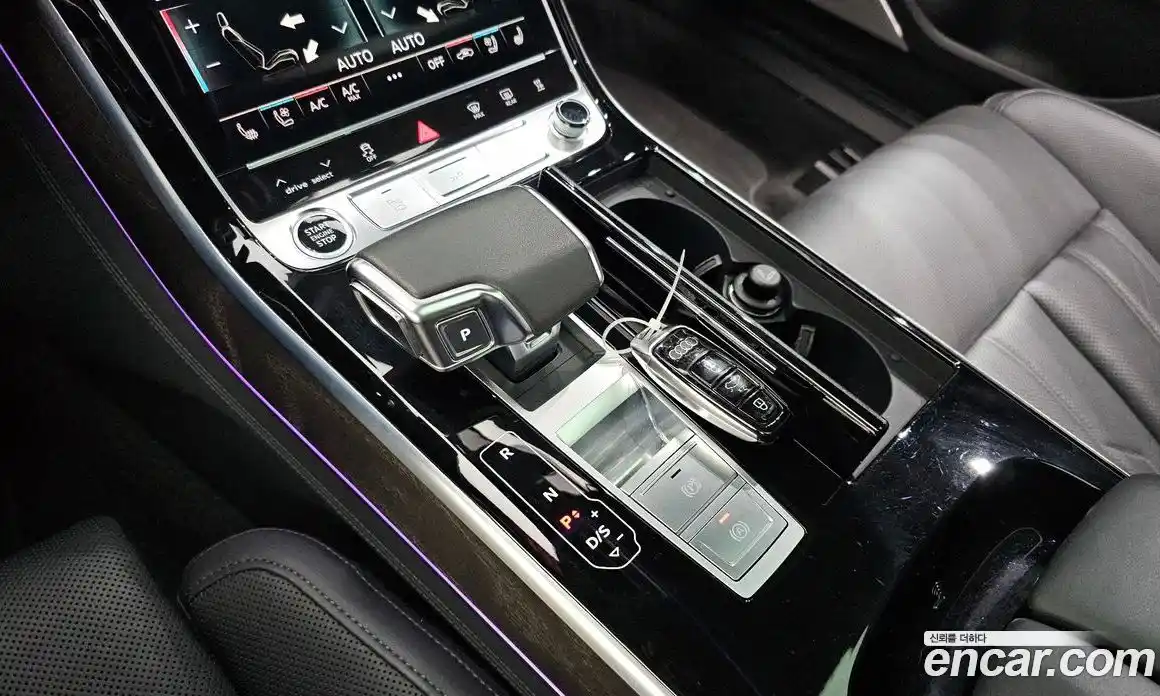 Audi A8 2023 3.0 Автомат в Москве № 163119, фото 9