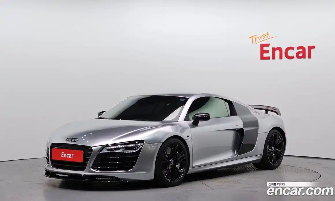 Audi R8 2015 5.2 Автомат в Москве № 163241, фото 15