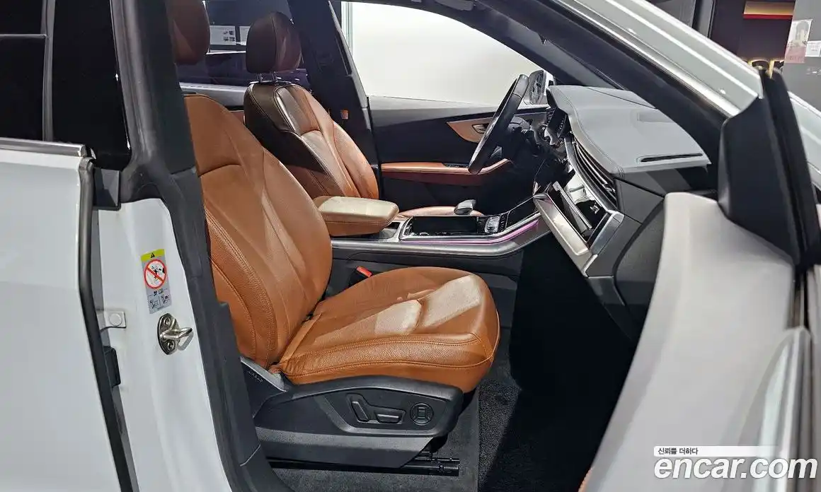 Audi Q8 2021 3.0 Автомат в Москве № 163501, фото 11