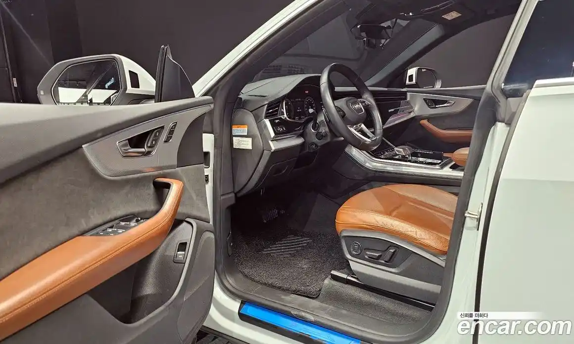 Audi Q8 2021 3.0 Автомат в Москве № 163501, фото 10