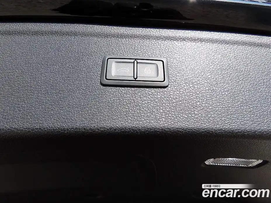 Audi Q5 2023 2.0 Автомат в Москве № 163948, фото 17