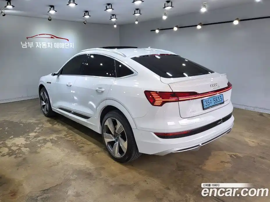 Audi e-tron 2021 0.2 Автомат в Москве № 163957, фото 6