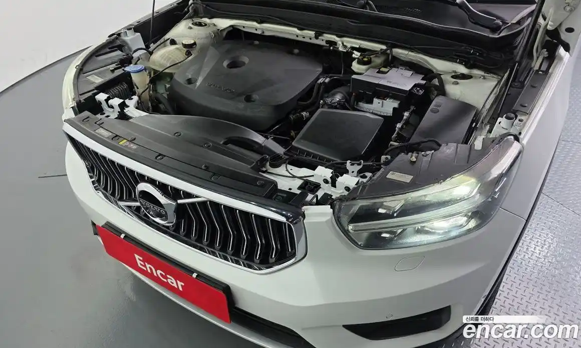 Volvo XC40 2020 2.0 Автомат в Москве № 164672, фото 15