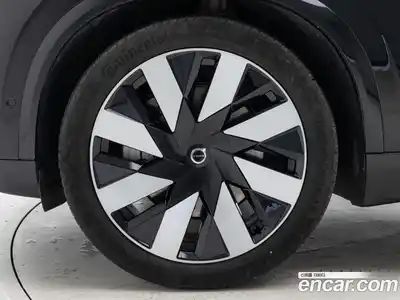 Volvo XC90 2024 2.0 Автомат в Москве № 164749, миниатюра 5