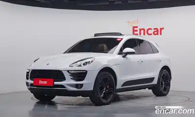 Porsche Macan, 2015