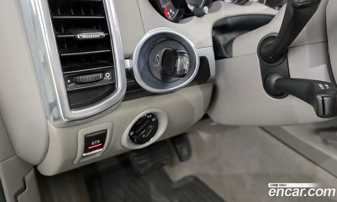 Porsche Cayenne 2012 3.0 Автомат в Москве № 165694, фото 16