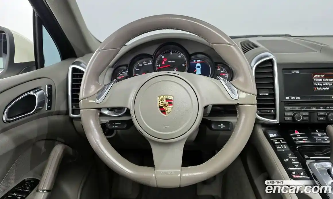 Porsche Cayenne 2012 3.0 Автомат в Москве № 165694, фото 19